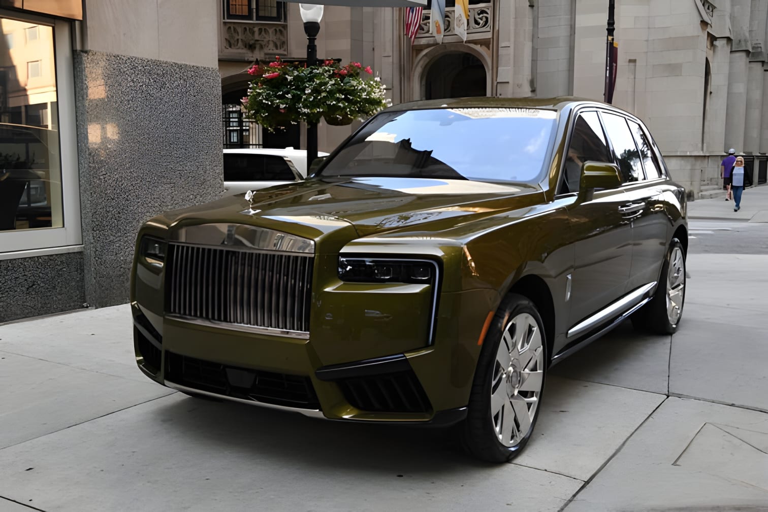 Giá xe Rolls-Royce Cullinan 2024 tại Việt Nam