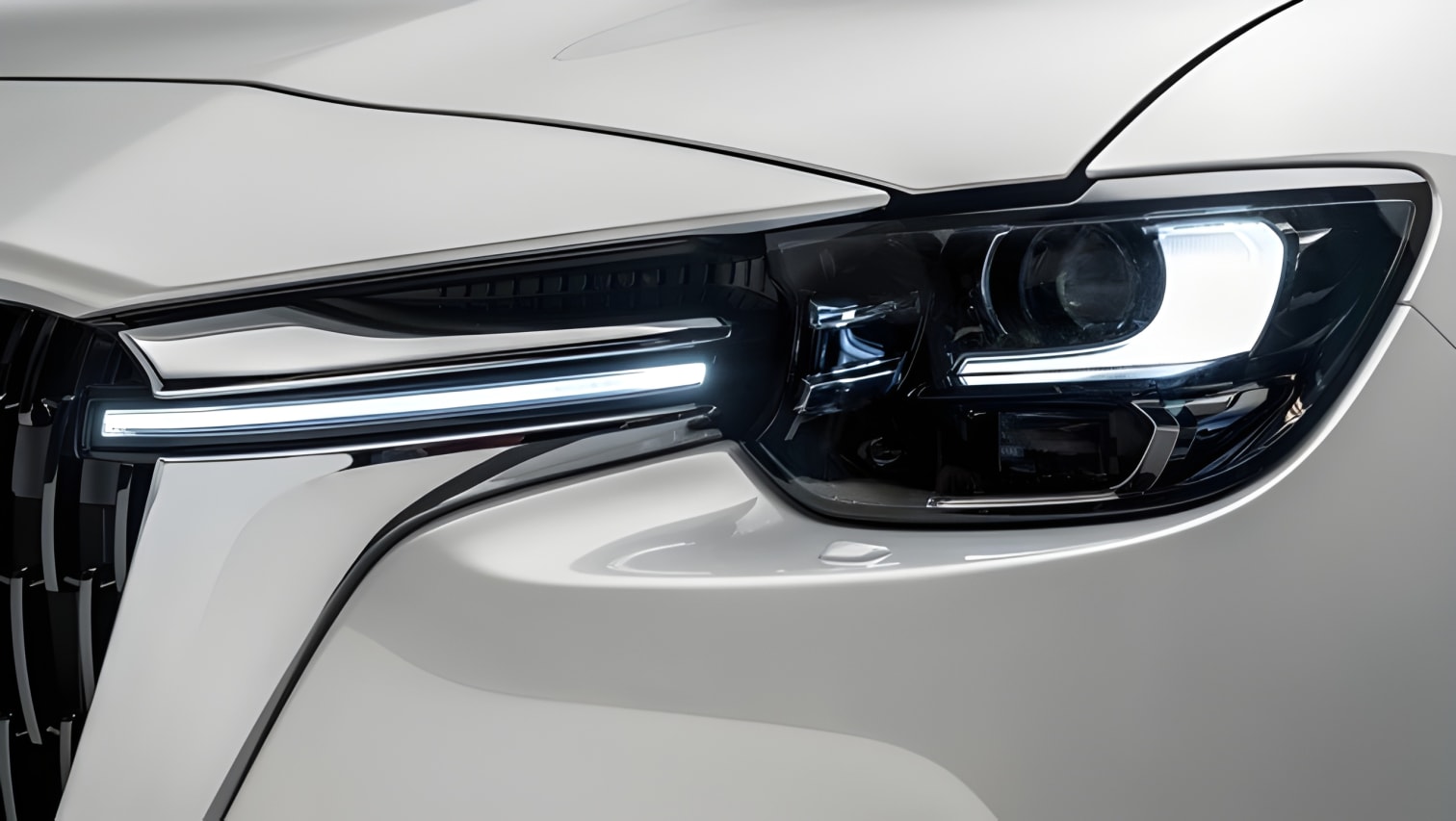 Đèn pha LED Mazda CX-60