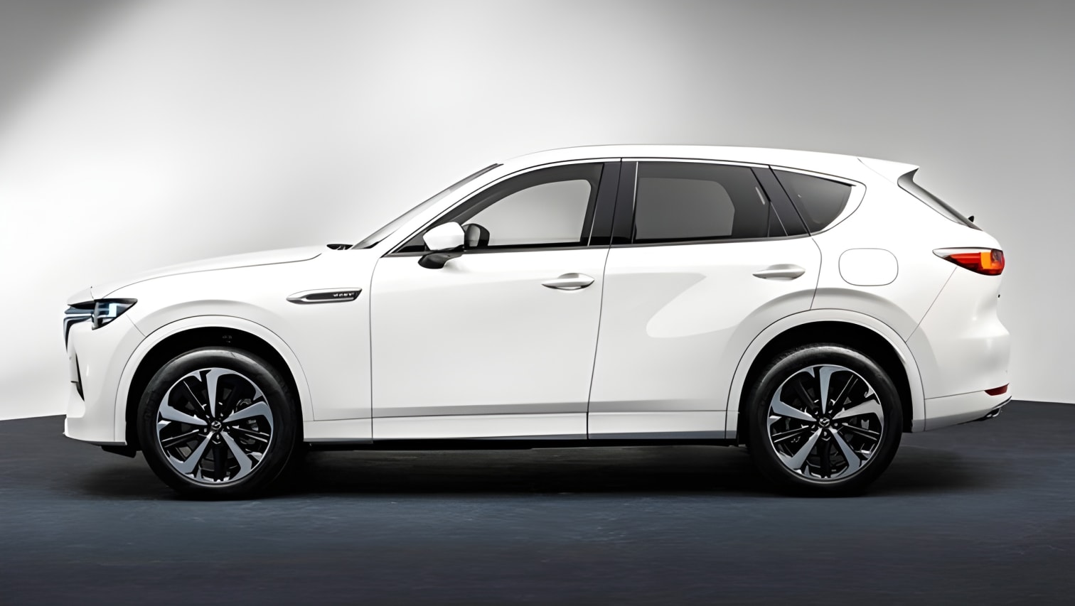 Thân xe Mazda CX-60 sang trọng
