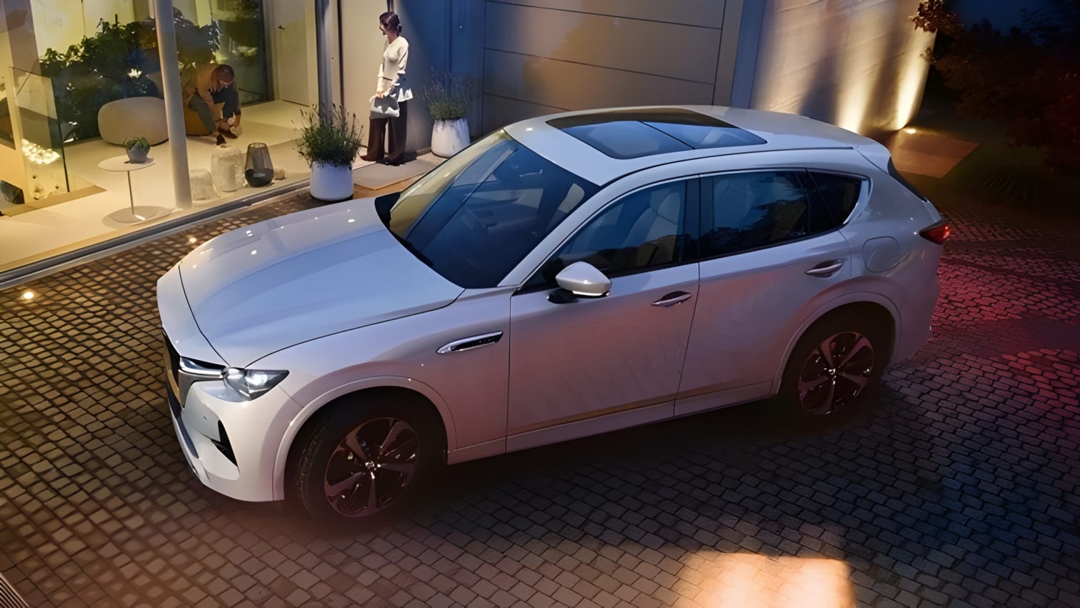 Mazda CX-60 nhìn từ trên xuống