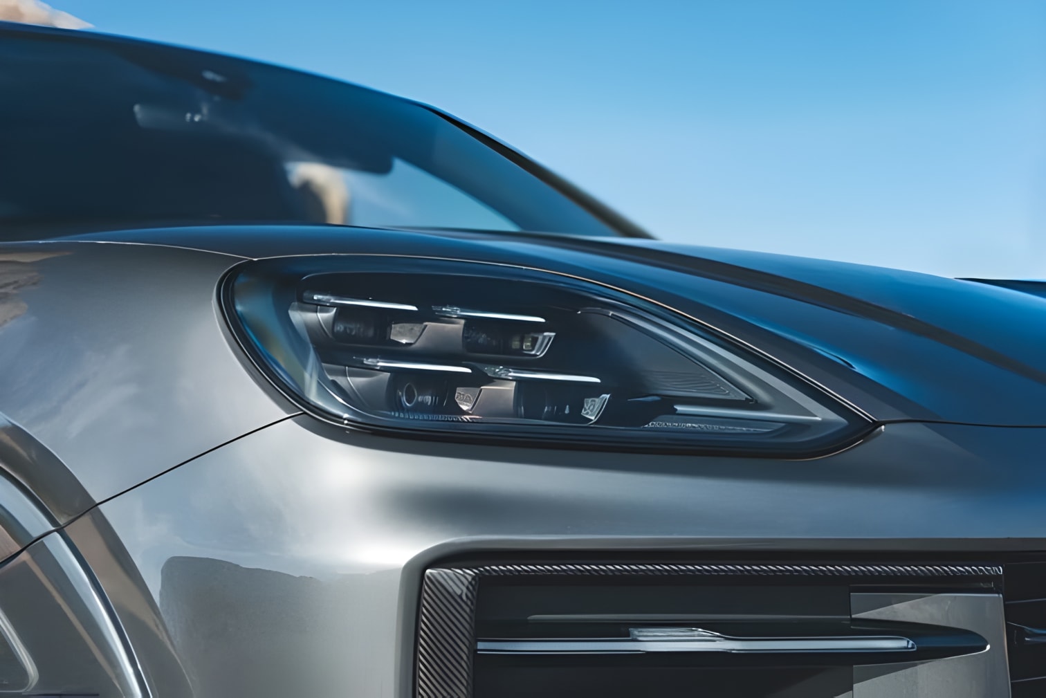 Đèn pha Porsche Cayenne 2024 công nghệ cao