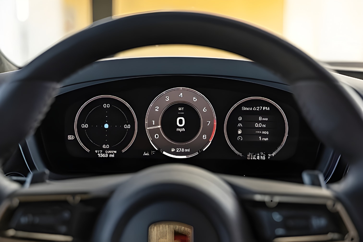 Đồng hồ thông tin Porsche Cayenne 2024