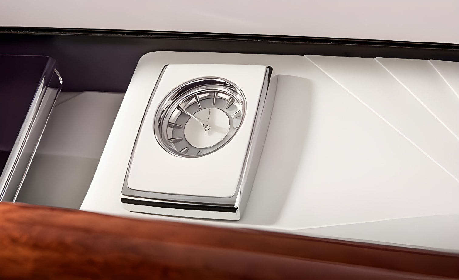 Đồng hồ tốc độ Rolls-Royce Phantom 8