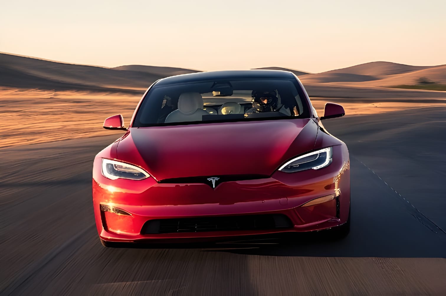 Đầu xe Tesla Model S 2025 từ góc trước