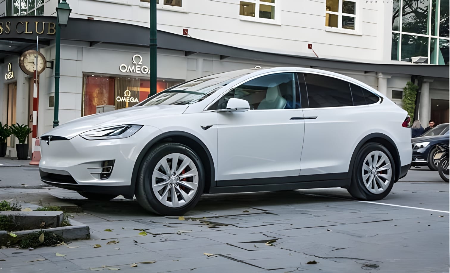 Tesla Model X P100D giá bao nhiêu tại Việt Nam