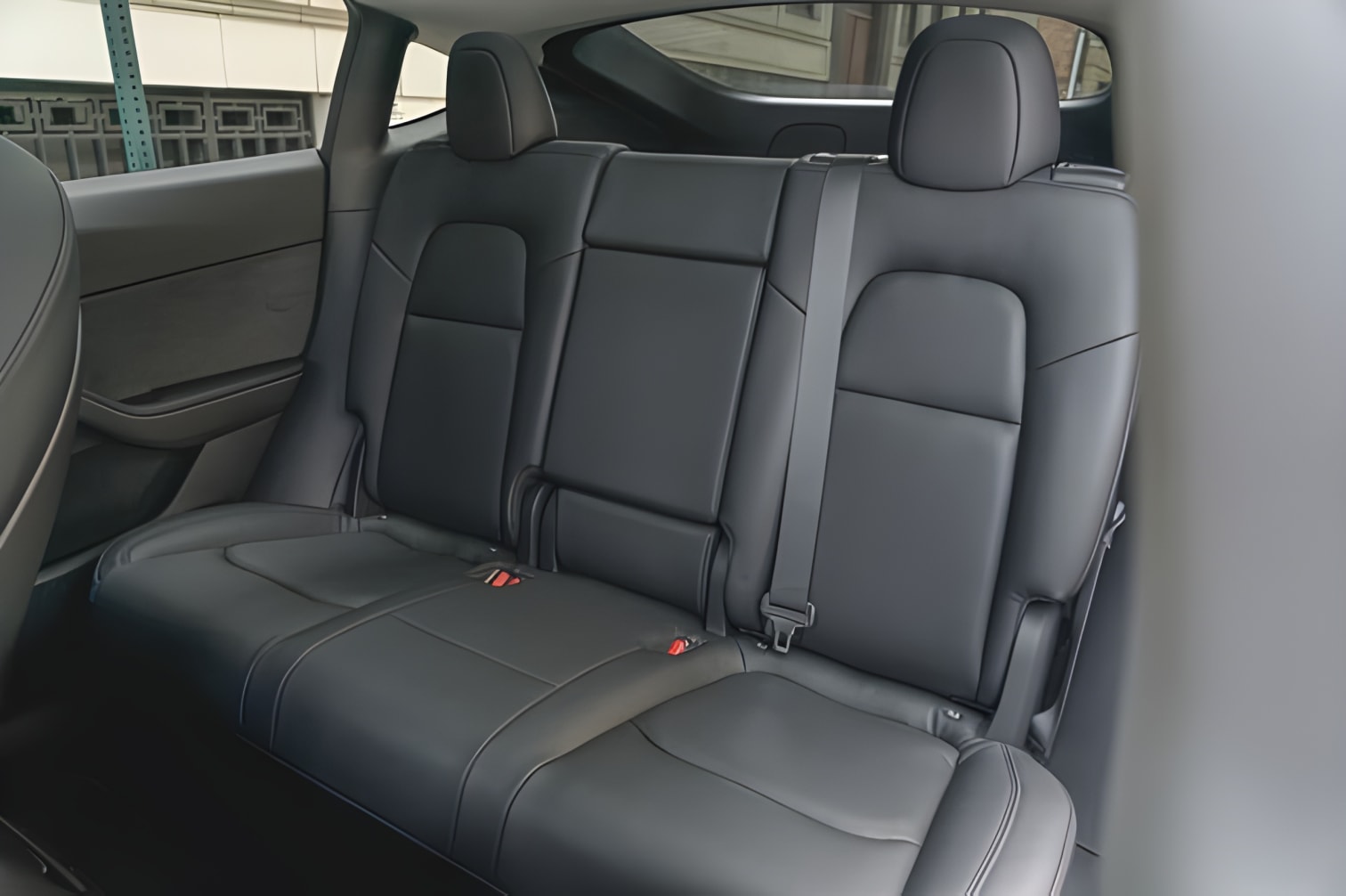 Hàng ghế thứ hai của Tesla Model Y