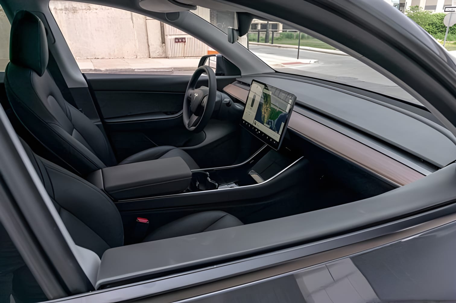 Khoang lái hiện đại của Tesla Model Y