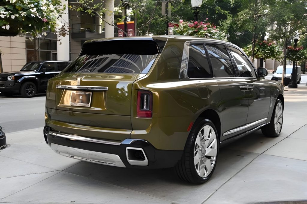 Thiết kế tổng thể Rolls-Royce Cullinan Series II