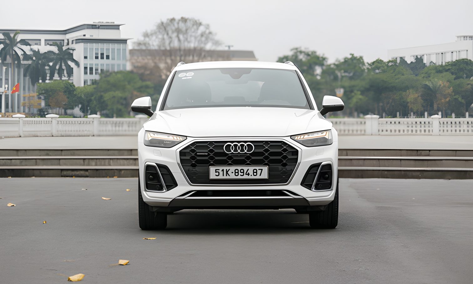 Phần đầu xe Audi Q5 mạnh mẽ