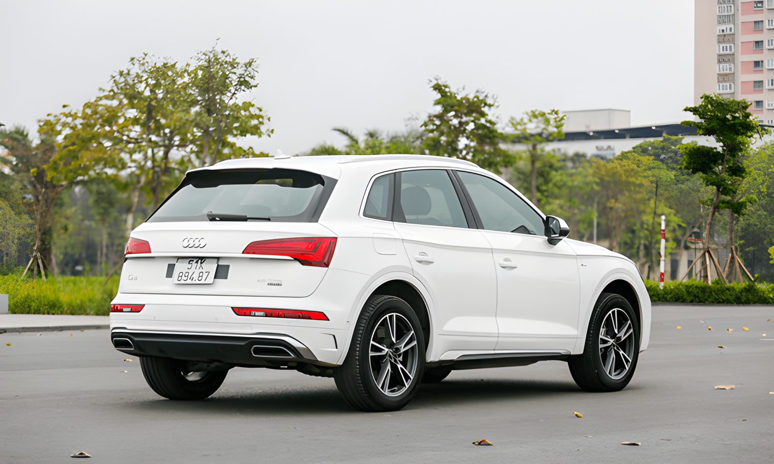 Góc hông Audi Q5 dynamic
