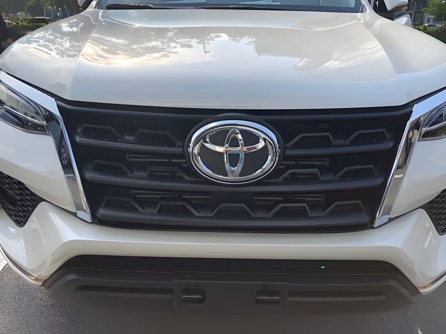 Ca lăng lưới xe Toyota Fortuner chi tiết