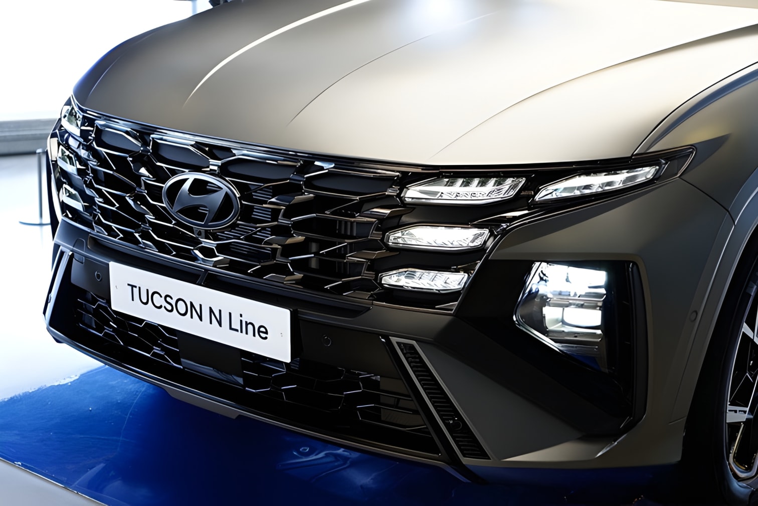 Đầu xe Hyundai Tucson Hybrid 2025