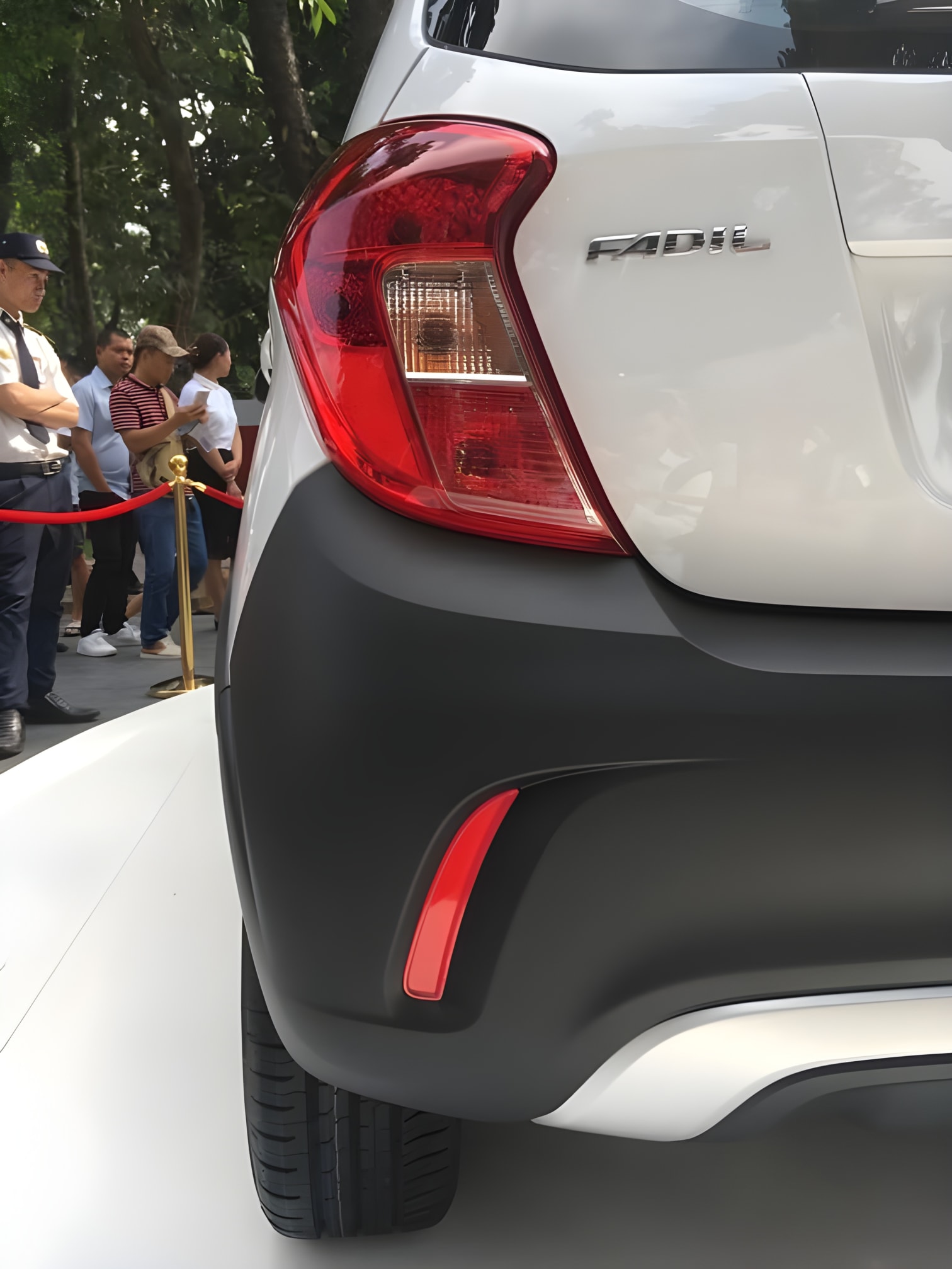Cụm đèn hậu phía sau xe VinFast Fadil