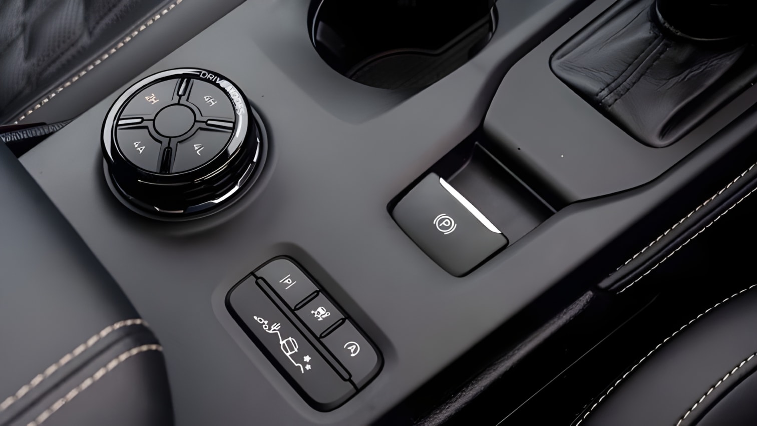 Các chế độ lái Ford Everest Platinum 2024