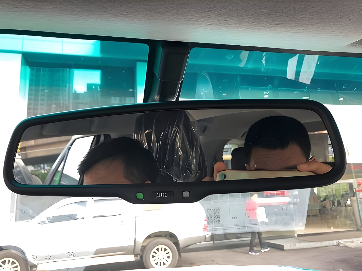 Gương chiếu hậu Toyota Fortuner chống chói tự động