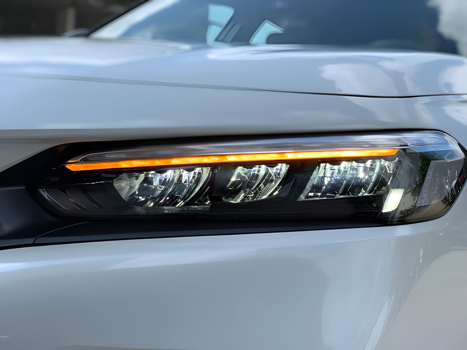 Đèn pha LED Honda Civic 2024 thiết kế sắc nét