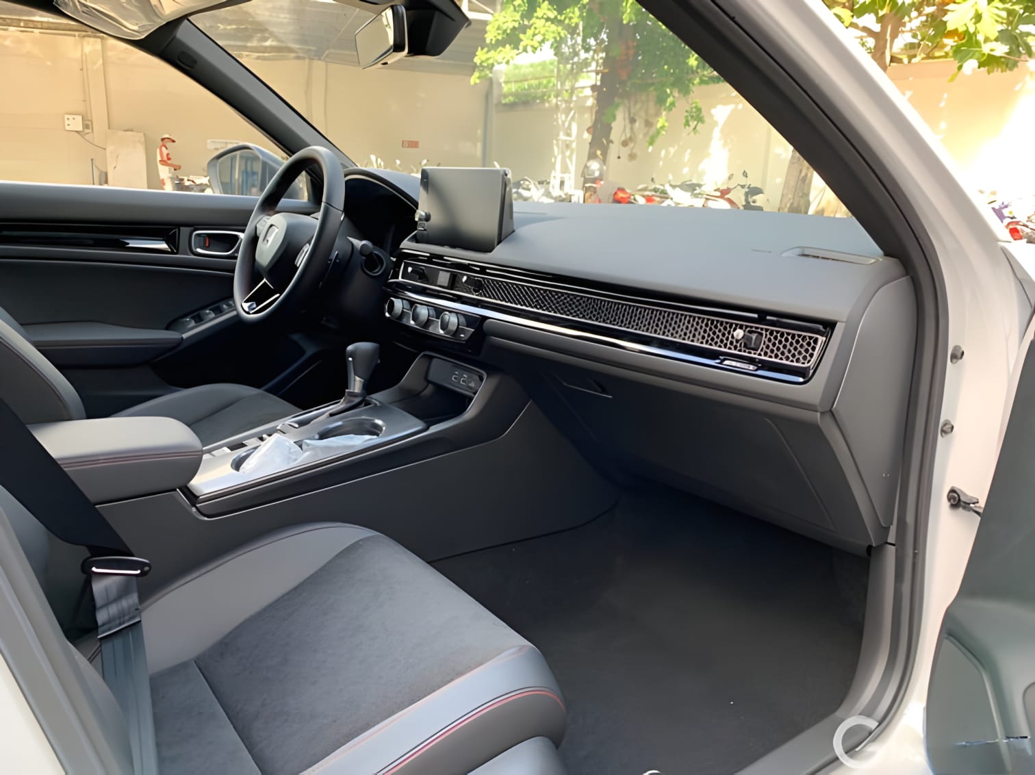 Khoang lái Honda Civic 2024 hiện đại và tiện nghi