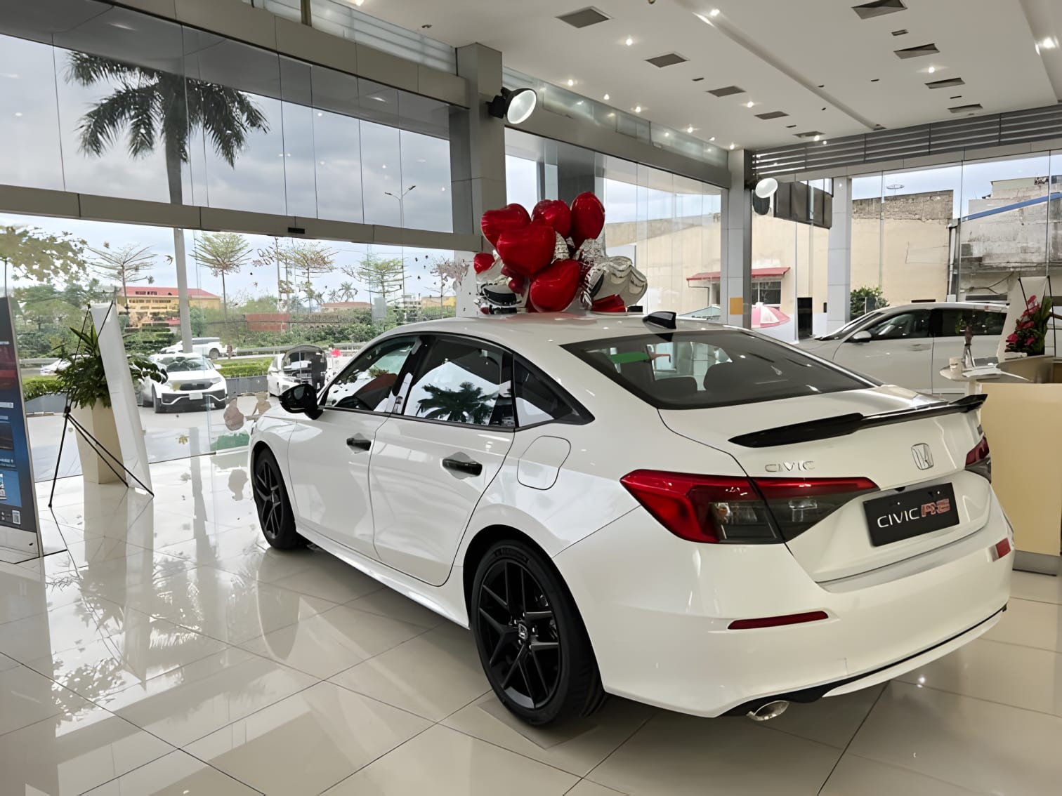 Hông xe Honda Civic thiết kế khí động học thanh thoát