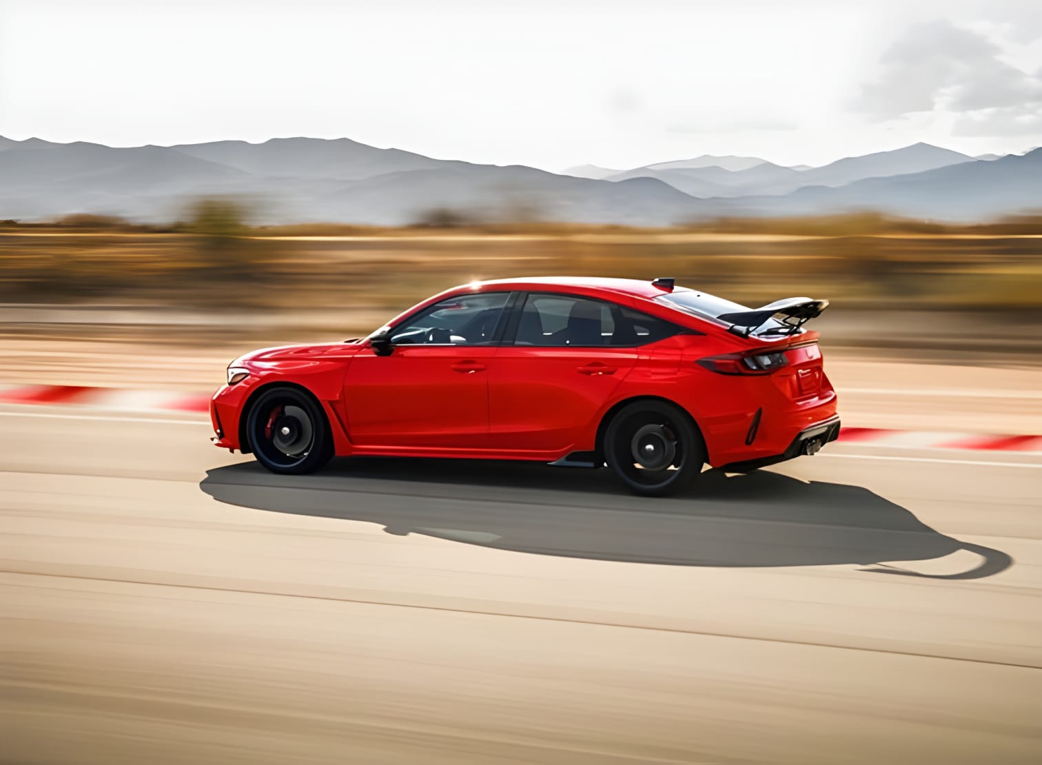 Thân xe Honda Civic Type R góc chụp hông