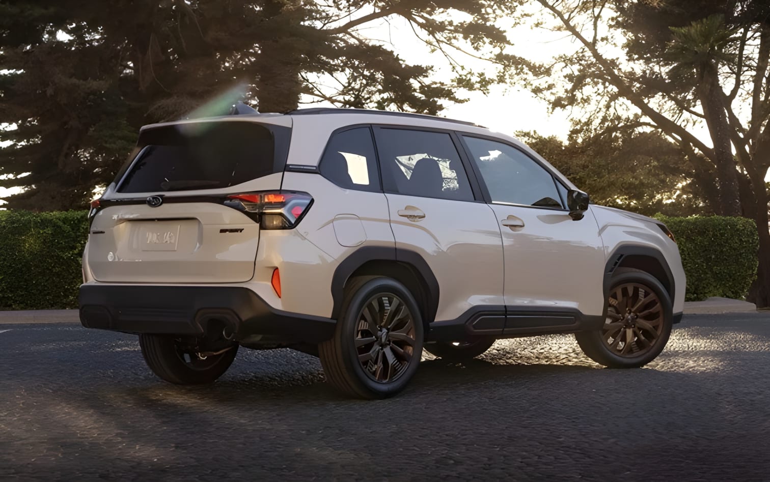 Hông xe Subaru Forester 2025 từ bên sườn