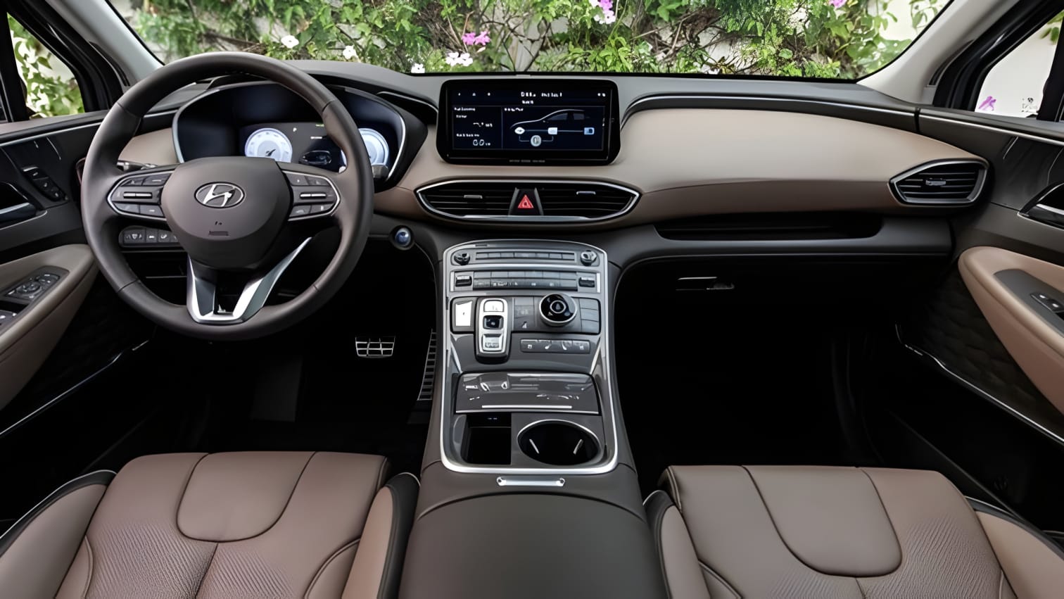 Khoang lái Hyundai Santa Fe Hybrid hiện đại sang trọng