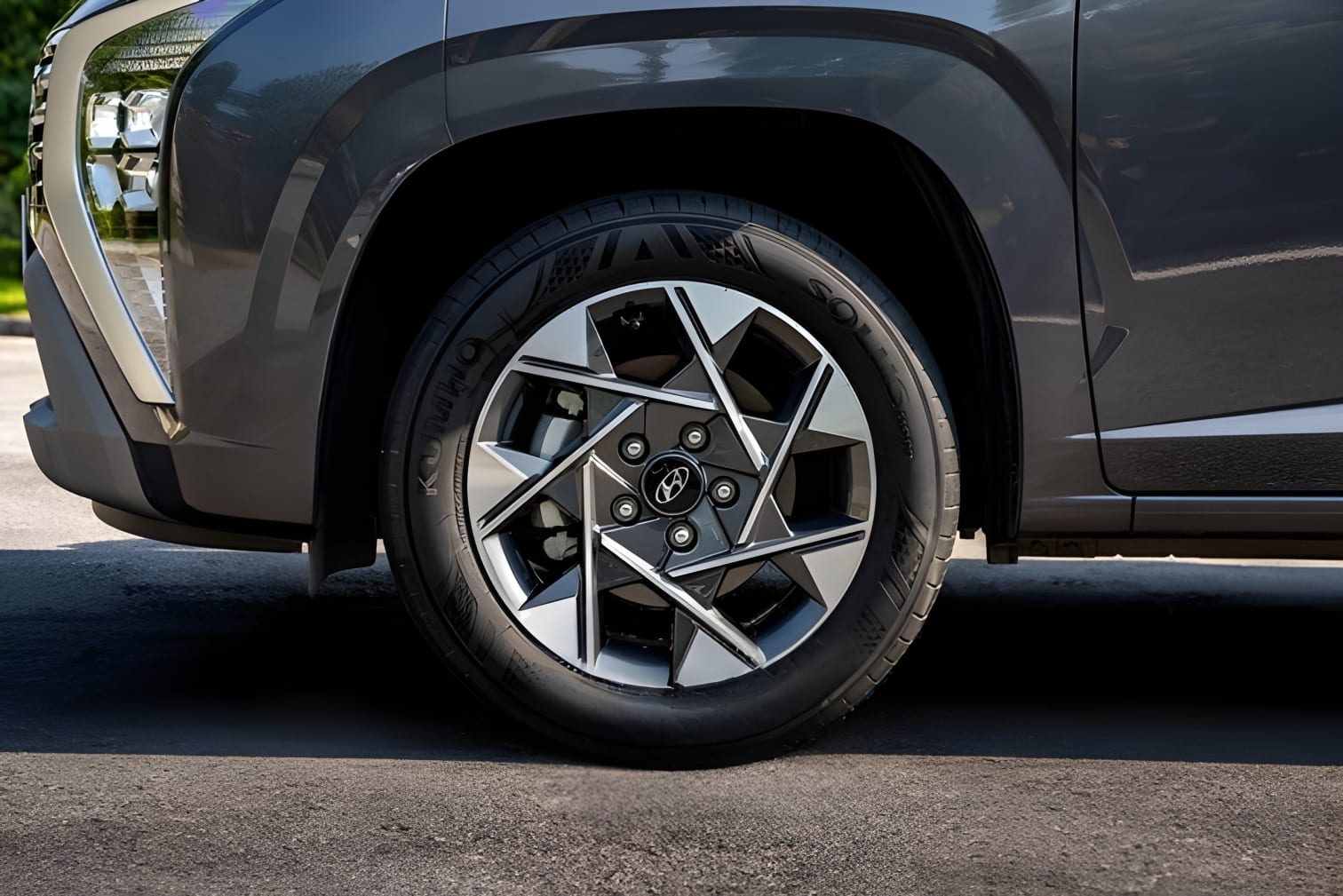 La-zăng xe Hyundai Stargazer thiết kế thể thao