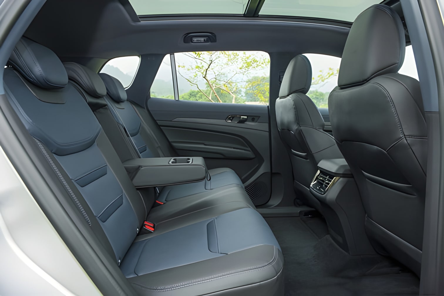 Khoang hành khách Ford Territory 2025 rộng rãi