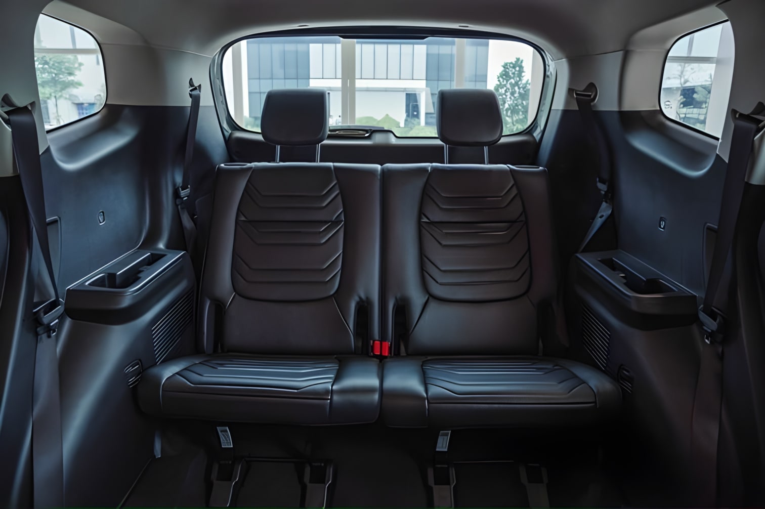 Hàng ghế thứ 3 Kia Carens