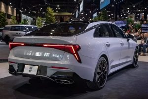 Ngoại thất Kia K5 2025 sang trọng