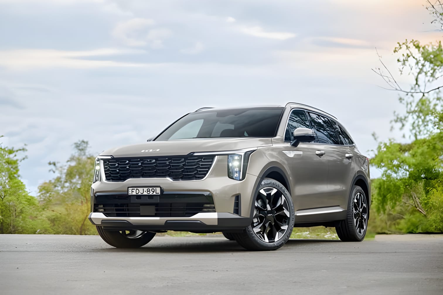Kia Sorento 2025 Facelift ra mắt thị trường