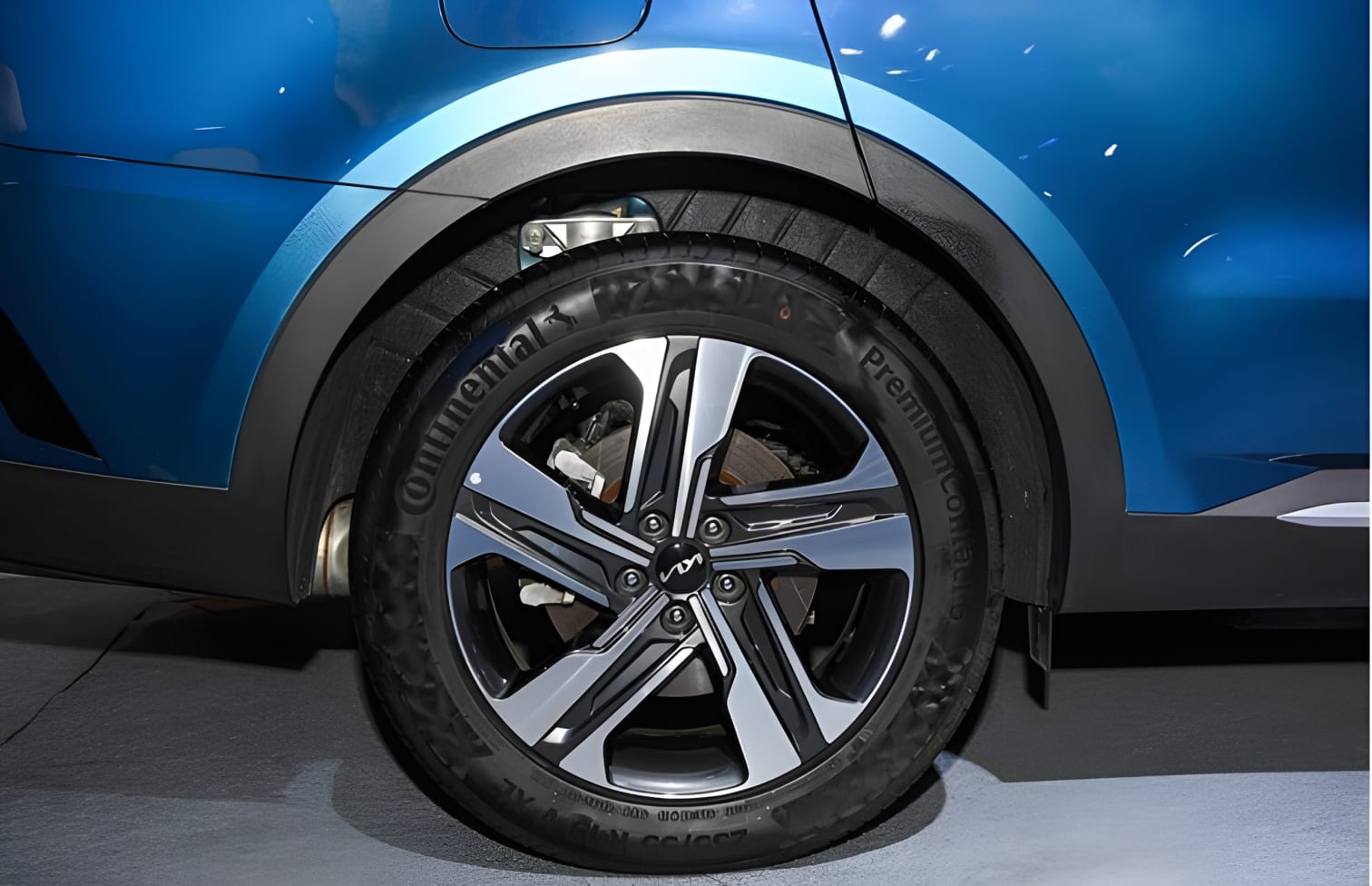 La-zăng hợp kim Kia Sorento Hybrid thiết kế thể thao