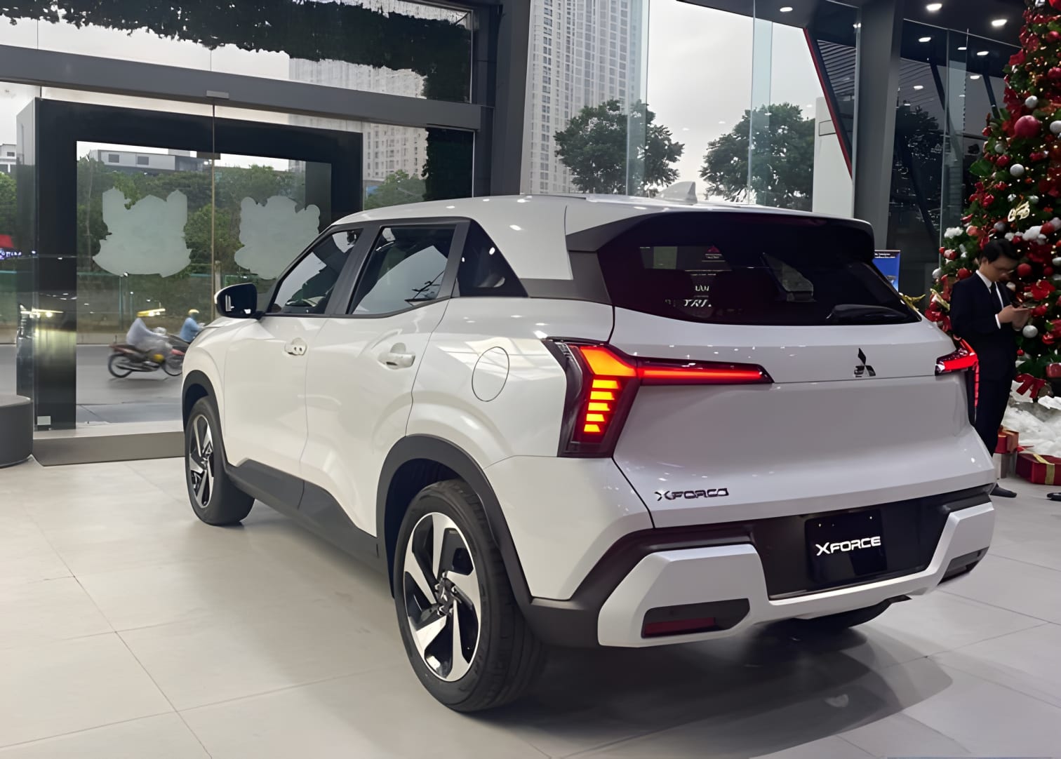 Thiết kế hông xe Mitsubishi XForce