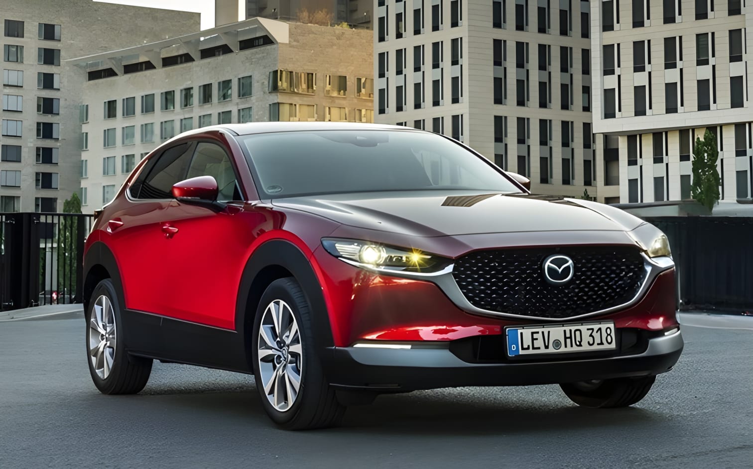 Ngoại thất Mazda CX-30 màu trắng
