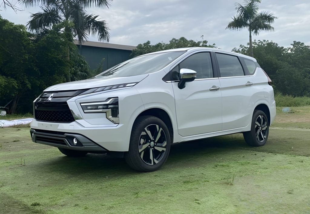 Ngoại thất xe Mitsubishi Xpander 2023 toàn cảnh
