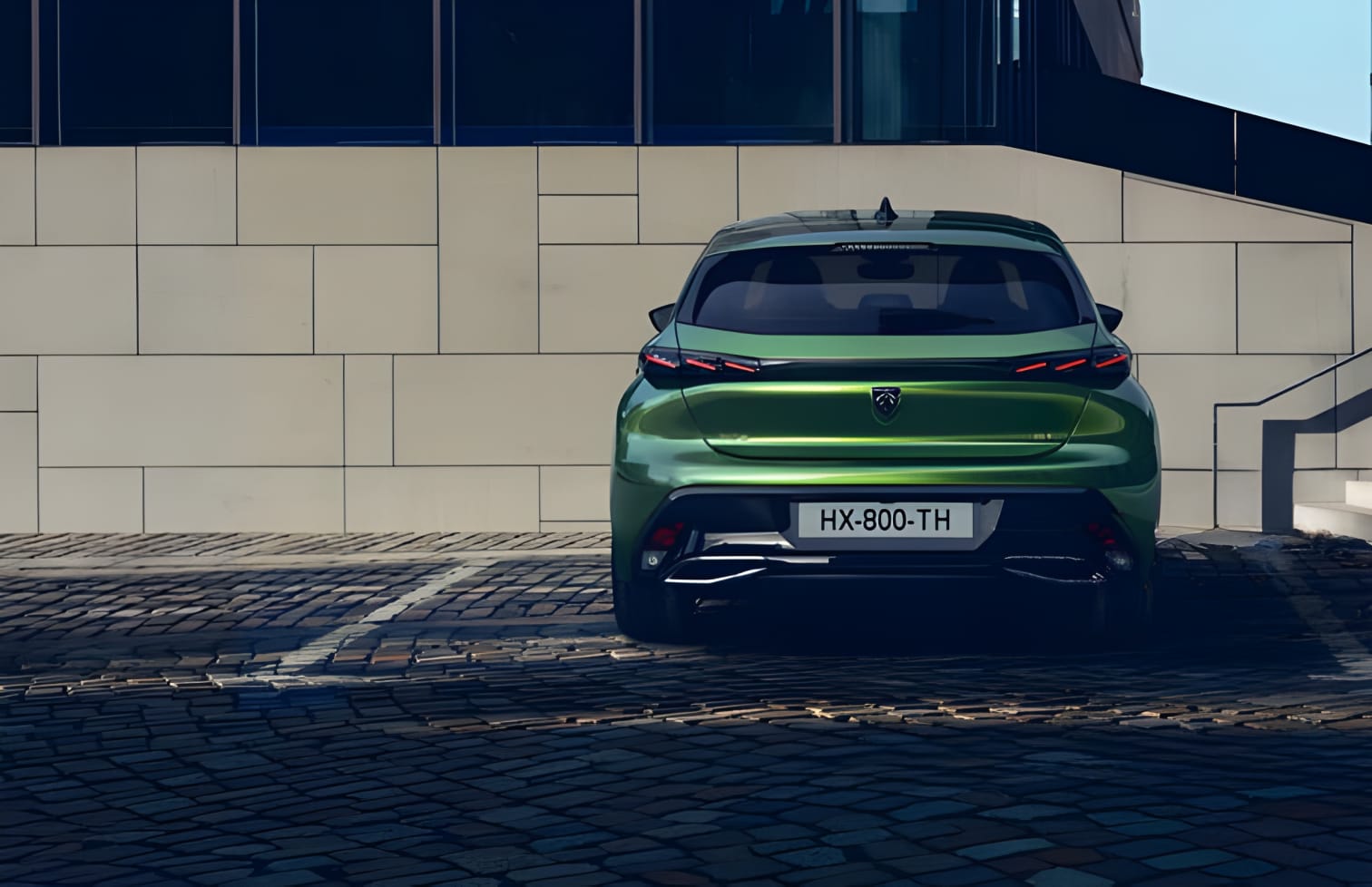Thiết kế đuôi xe Peugeot 308 2024 nhìn chính diện