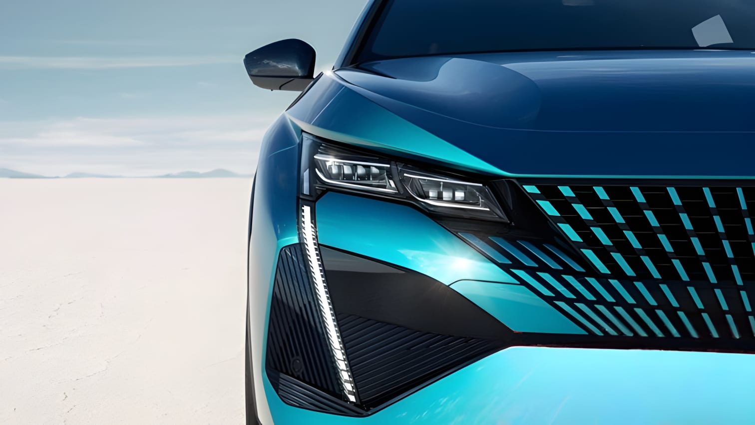 Đèn pha LED Peugeot 408 thiết kế nanh vuốt