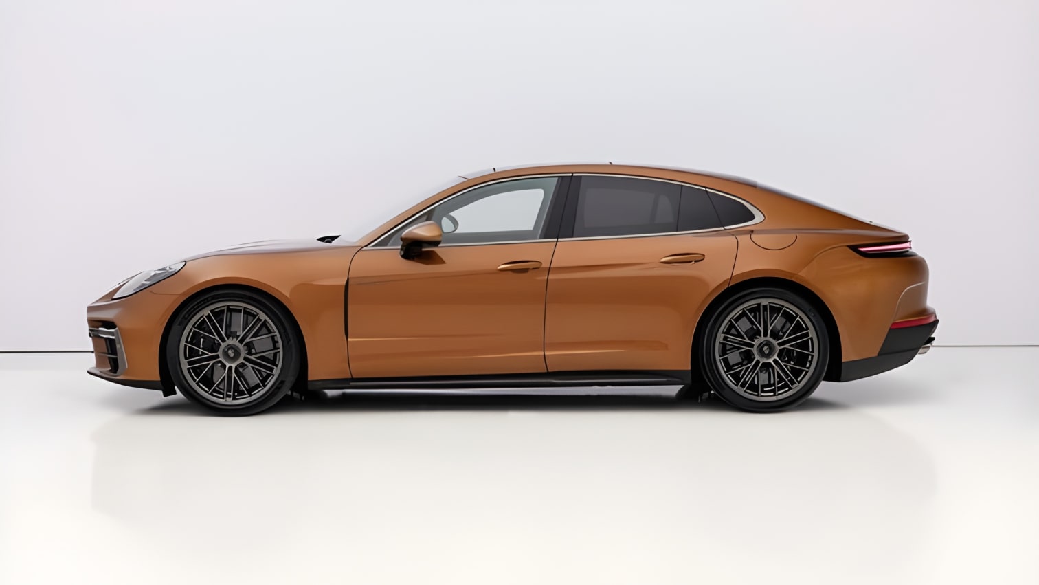 Thân xe Porsche Panamera 2024 góc nghiêng