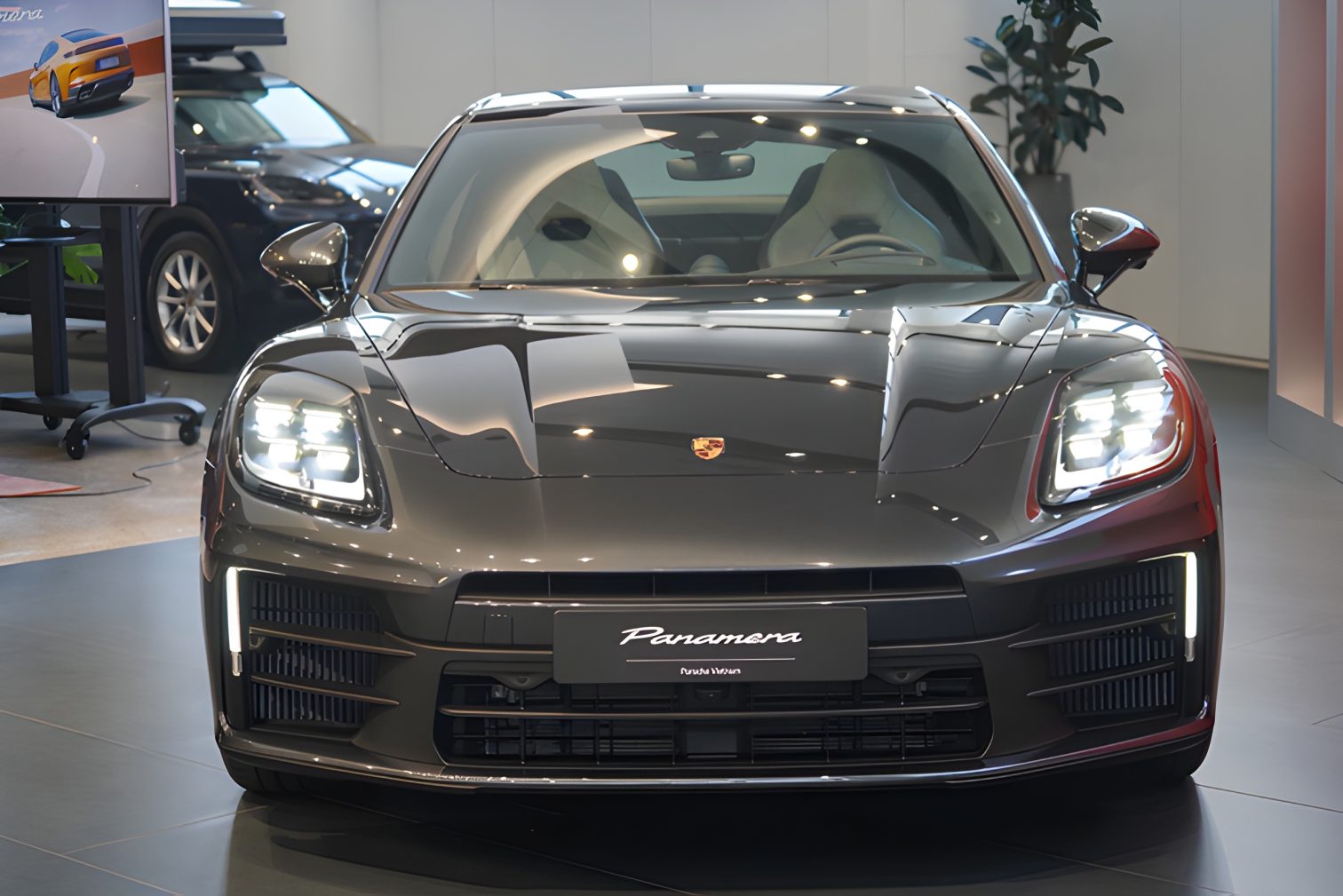 Đầu xe Porsche Panamera thế hệ mới
