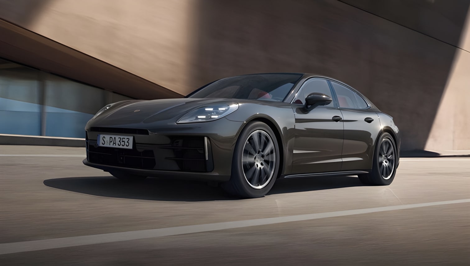 Porsche Panamera vận hành trên đường