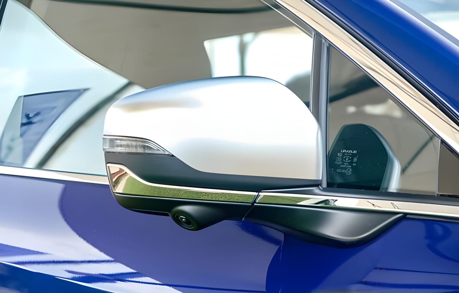 Gương chiếu hậu Subaru Outback 2025 chi tiết