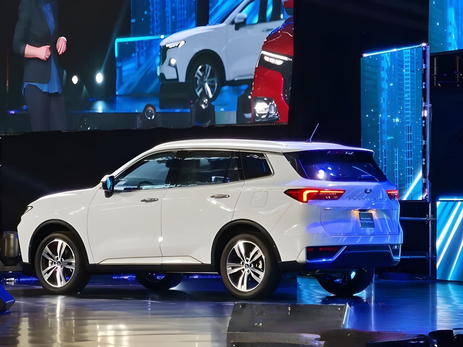 Thân xe Ford Territory 2025 từ góc nghiêng