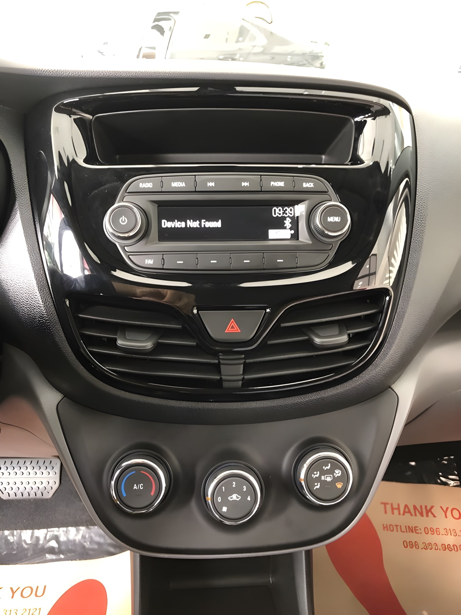 Trang bị tiện nghi trên xe VinFast Fadil