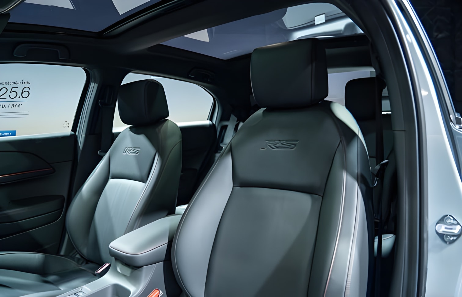 Các tiện nghi cao cấp trên Honda HR-V Hybrid