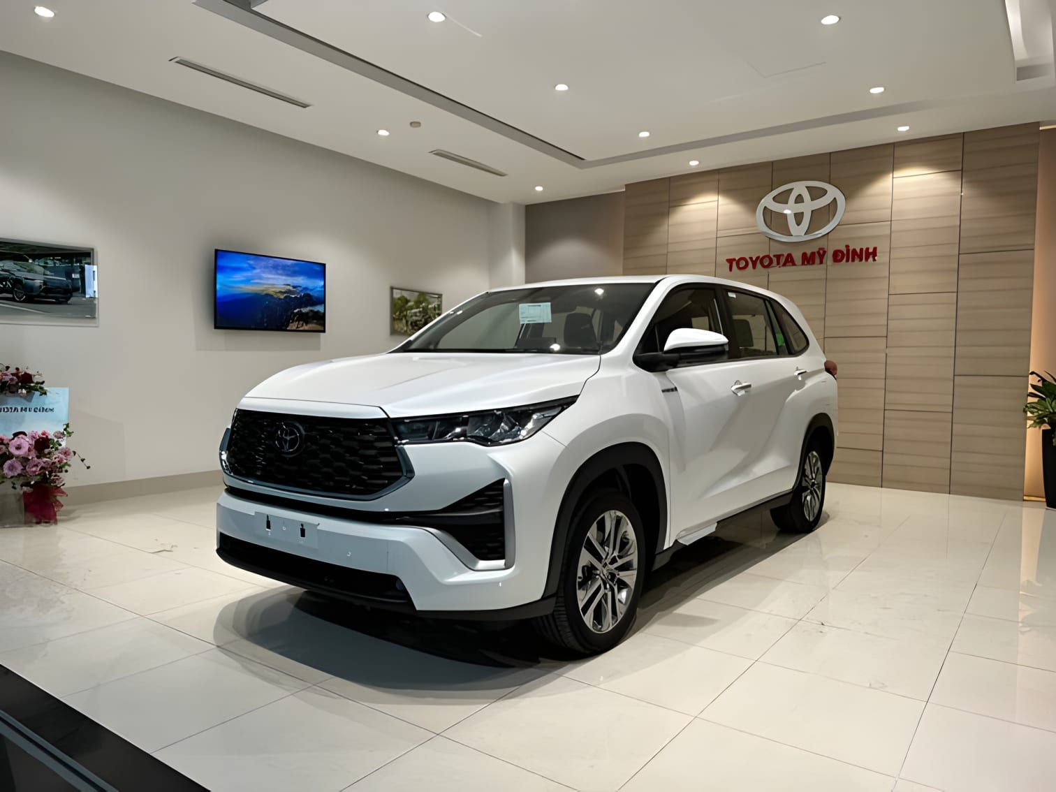 Bảng giá Toyota Innova HEV Hybrid 2024 mới nhất