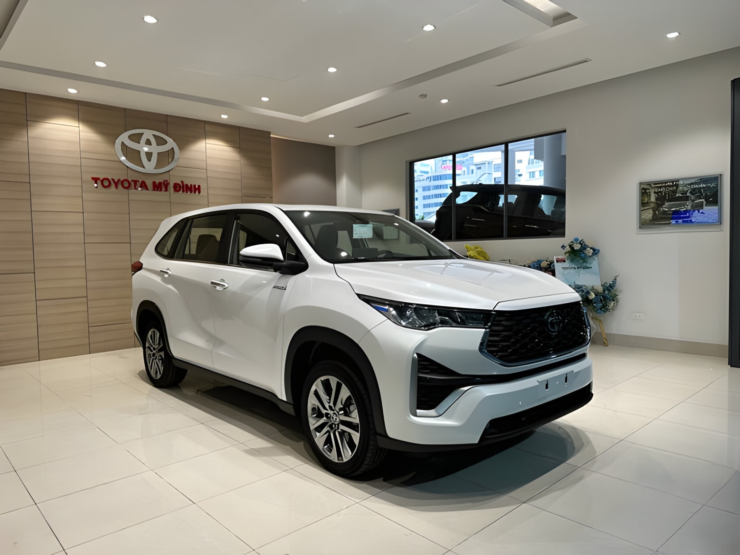 Toyota Innova HEV Hybrid chính thức ra mắt tại Việt Nam