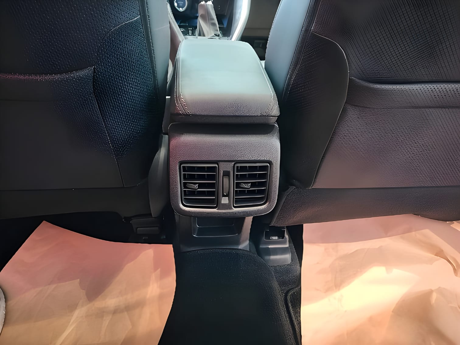 Cửa gió điều hòa Toyota Yaris Cross
