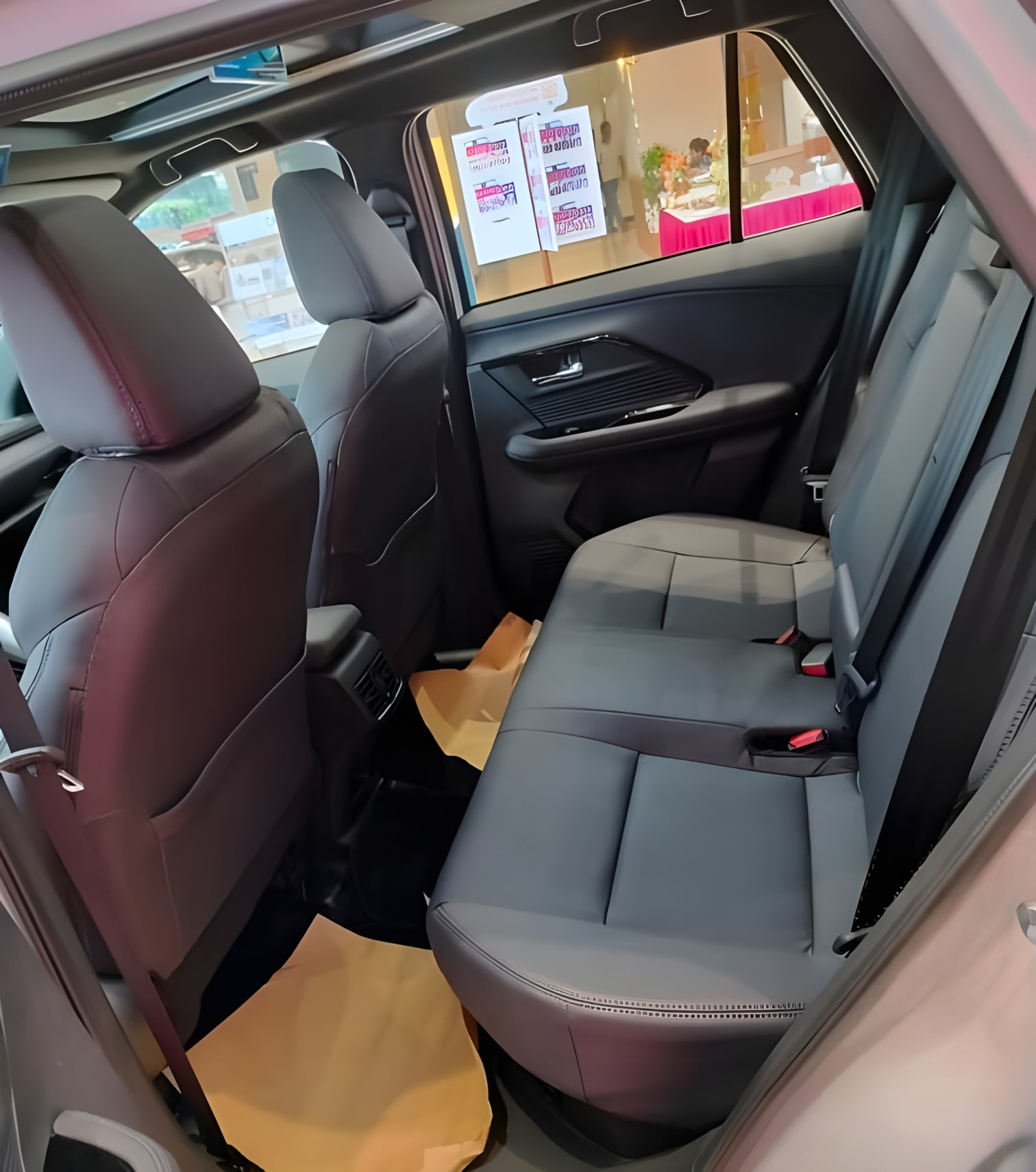 Hàng ghế thứ 2 Toyota Yaris Cross