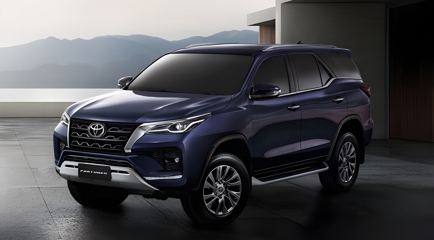 Vận hành xe Toyota Fortuner mạnh mẽ trên đường