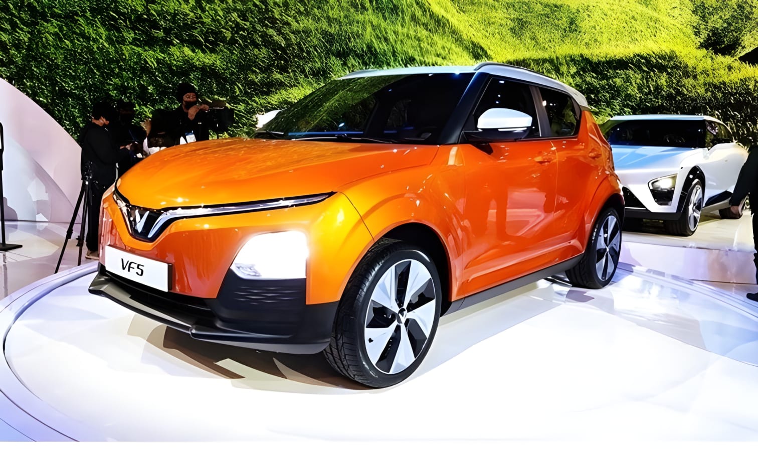 VinFast VF5 ra mắt chính thức tại sự kiện