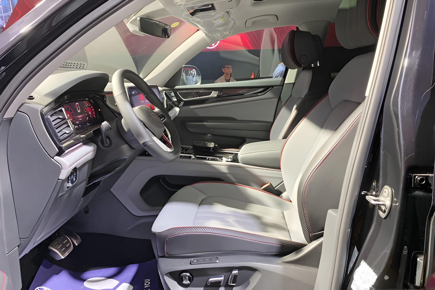 Khoang lái Volkswagen Teramont X 2025